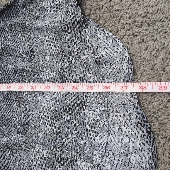 4/$12 Kenar Gray Snakeskin Print Long Sleeve Blouse Hidden Button Down sz Large - Picture 11 of 11